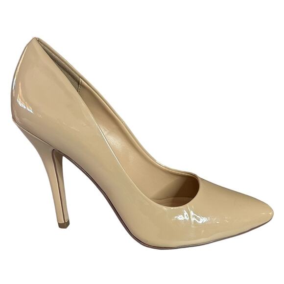 HEART in D tan pumps faux patent leather 4.5” heel size 8.5 - Picture 8 of 11